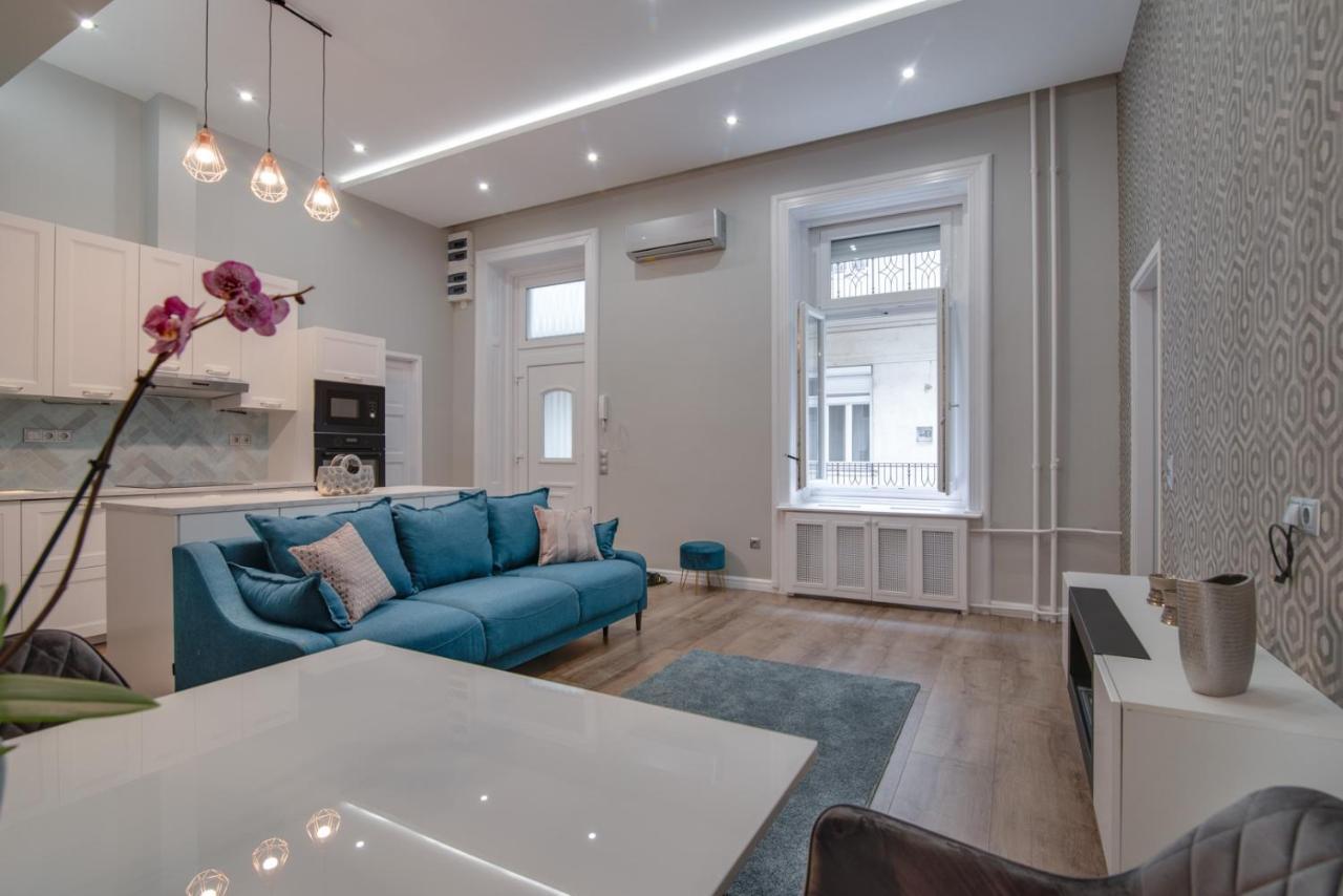 Helios Downtown Martha Appartement Boedapest Buitenkant foto