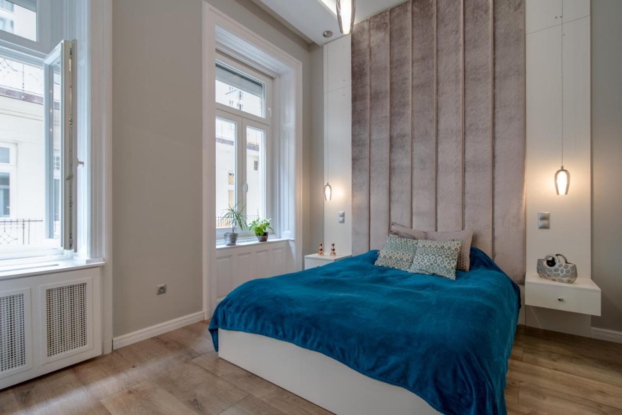 Helios Downtown Martha Appartement Boedapest Buitenkant foto